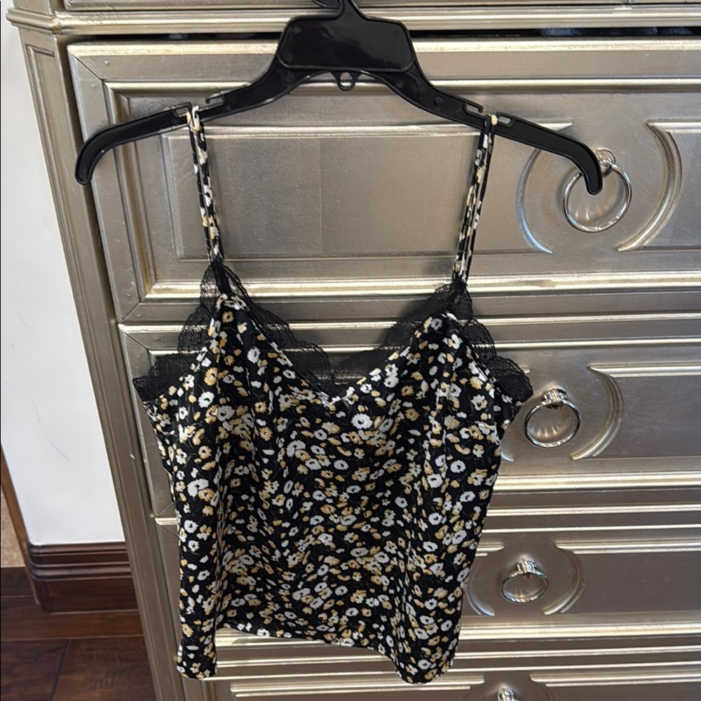Abercrombie & Fitch Floral Lace Cami Top - Black and White